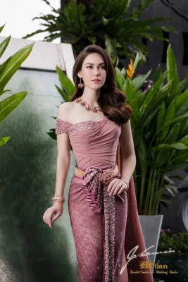 ชุดไทยแต่งงาน