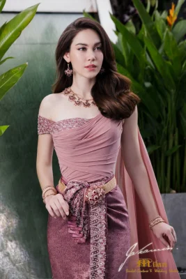 ชุดไทยแต่งงาน