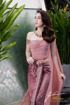 ชุดไทยแต่งงาน
