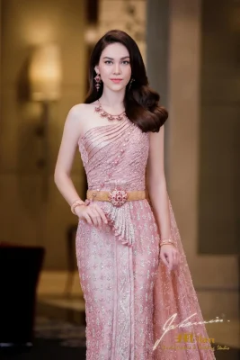 ชุดไทยแต่งงาน