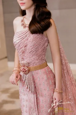 ชุดไทยแต่งงาน
