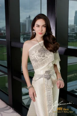 ชุดไทยแต่งงาน