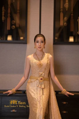Thai Dress เอสเธอร์ สุปรีย์ลีลา