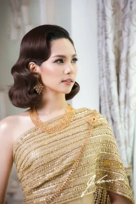 Thai Dress บิ๊นท์ สิรีธร