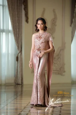 Thai Dress บิ๊นท์ สิรีธร