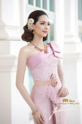 Thai Dress บิ๊นท์ สิรีธร