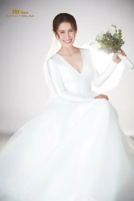 Wedding Dress แอน ทองประสม