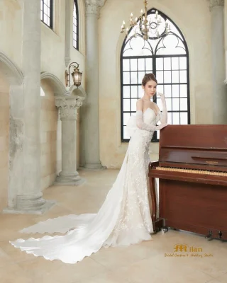 Sophisticated Bride by Yoshi