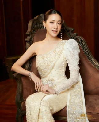 Thai wedding dress Pimmprapa