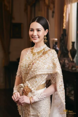 ชุดไทยแต่งงาน