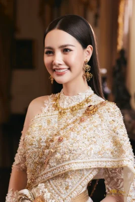 ชุดไทยแต่งงาน