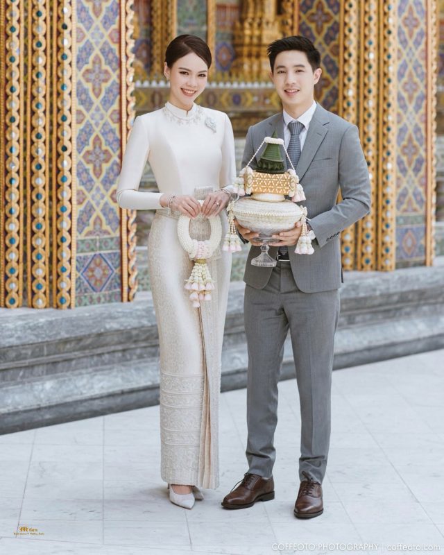 ชุดไทยบรมพิมาน กับ ชุดไทยศิวาลัย