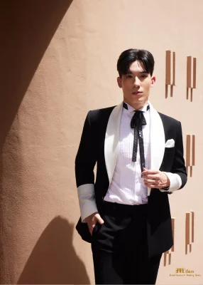 Modern Thai Tuxedo – Sharp, Refined, and Rich in Detail