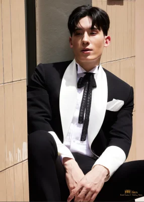 Modern Thai Tuxedo – Sharp, Refined, and Rich in Detail