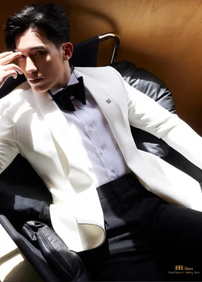 Ivory–Black Tuxedo — Timeless Elegance in Every Detail