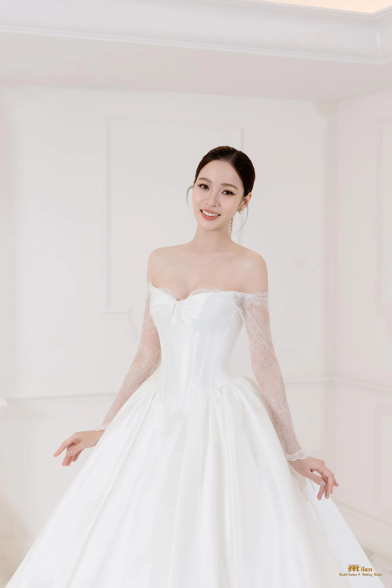 Minimal Muse by Milan