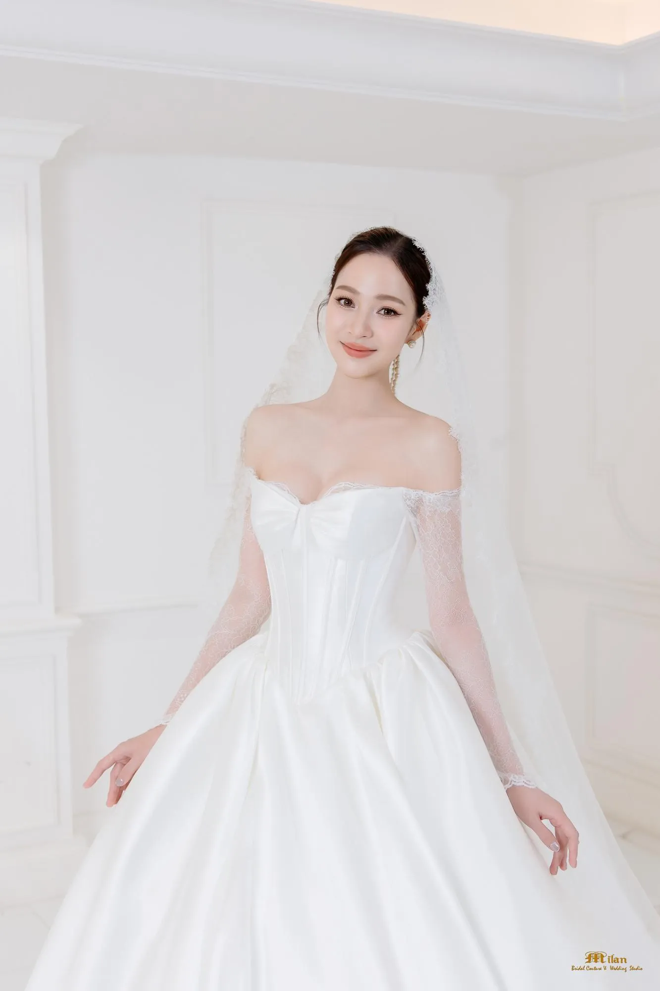 Minimal Muse by Milan