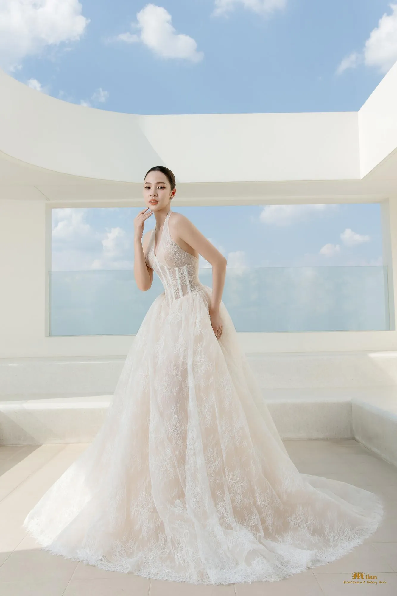 Minimal Muse by Milan