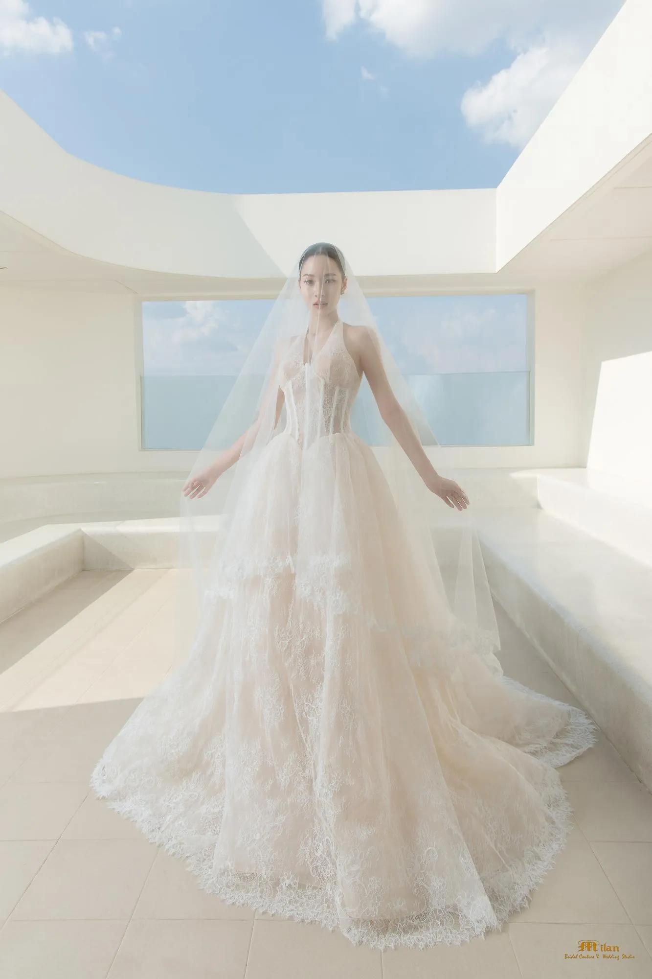 Minimal Muse by Milan