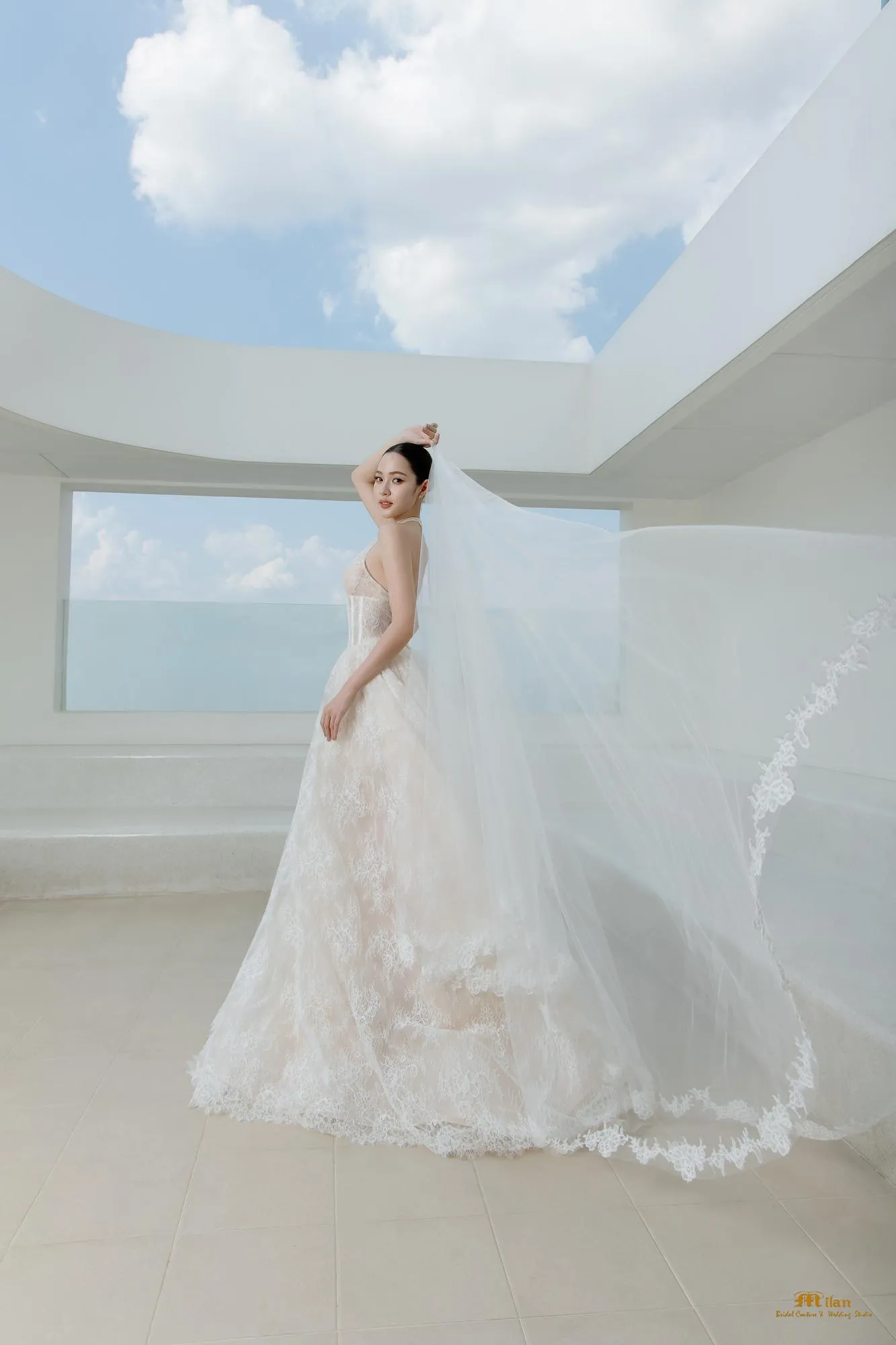 Minimal Muse by Milan