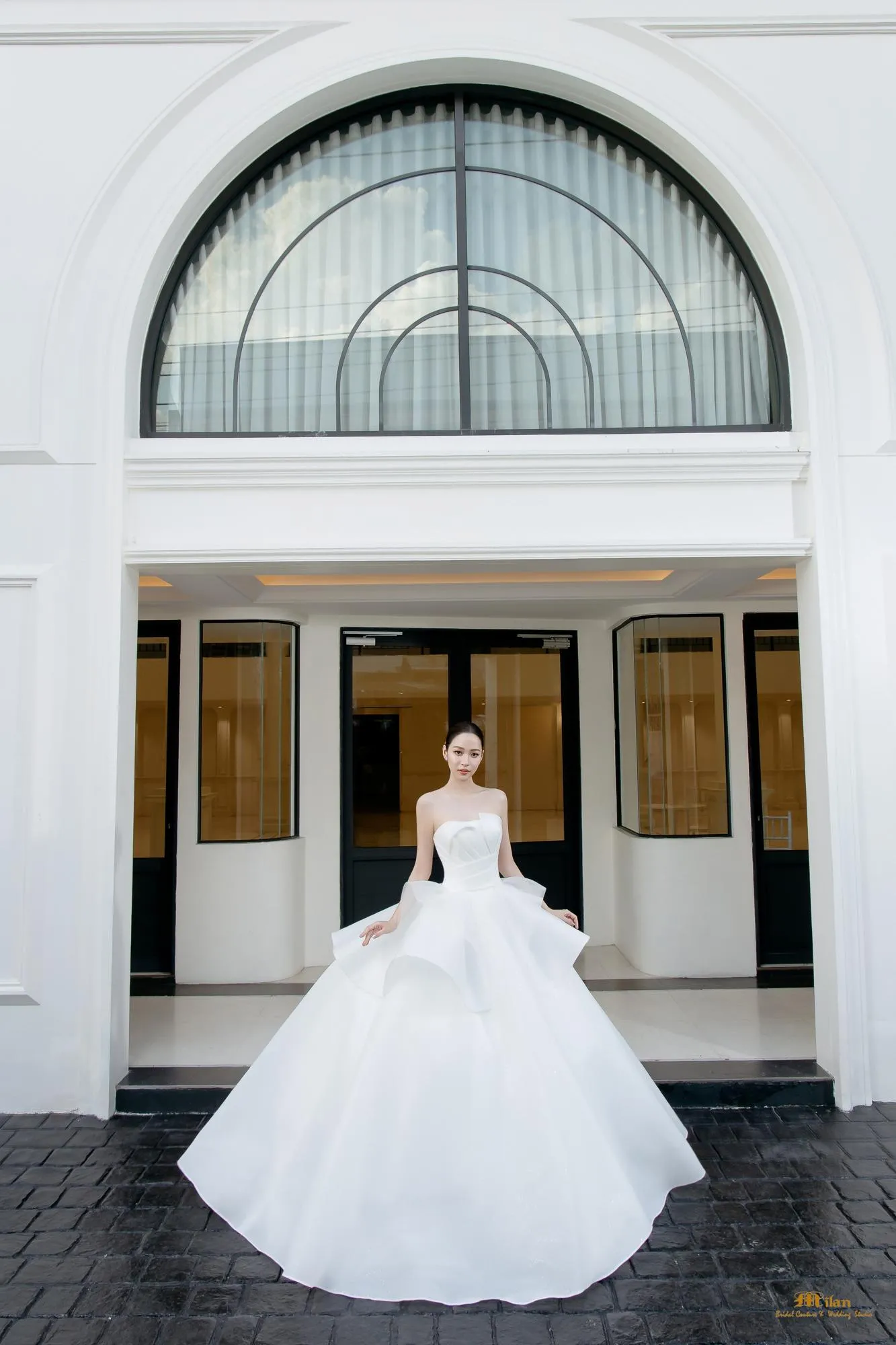 Minimal Muse by Milan