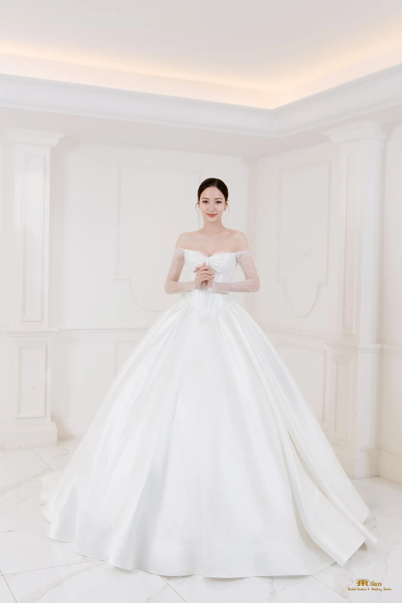 Minimal Muse by Milan