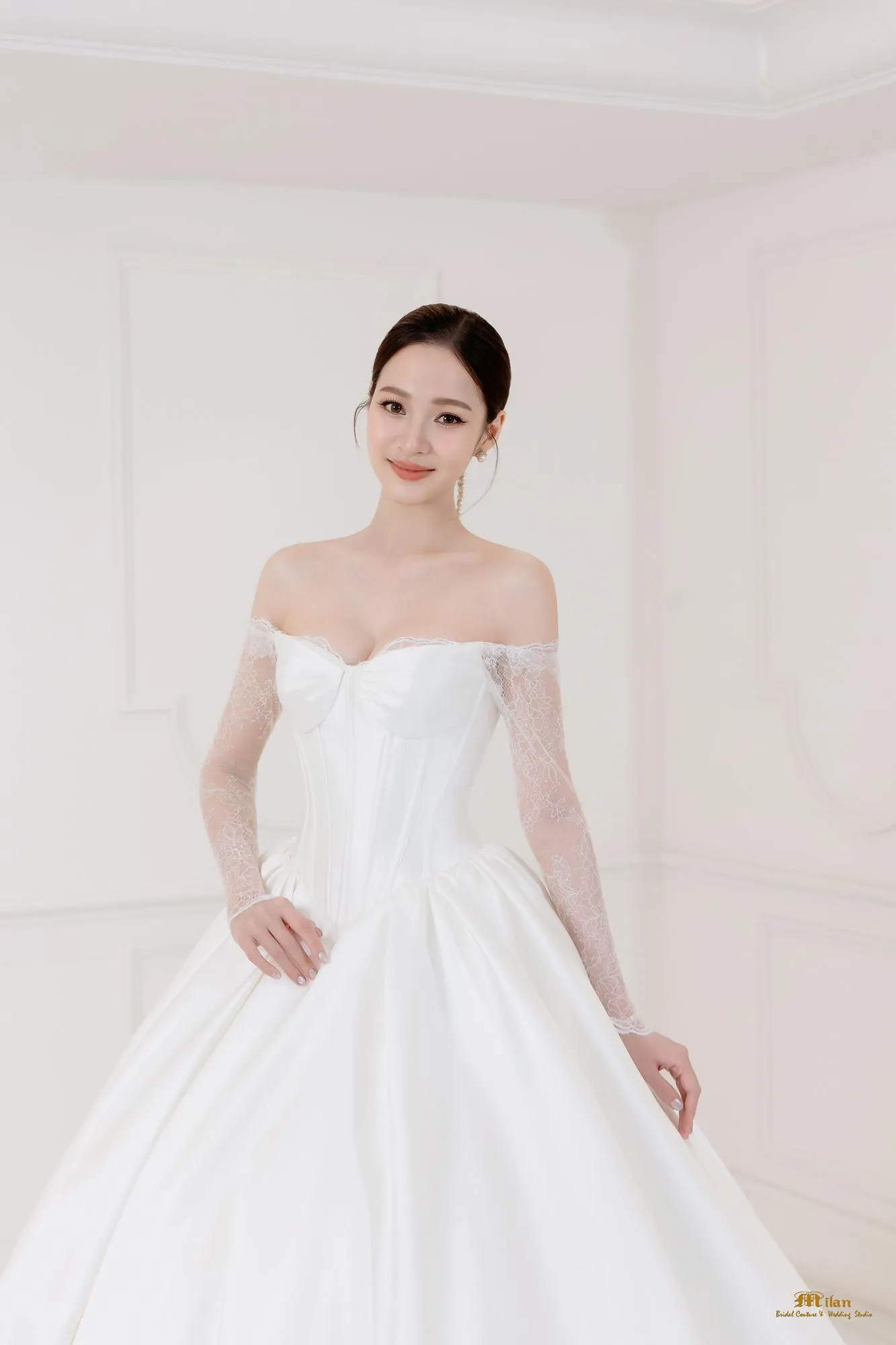 Minimal Muse by Milan