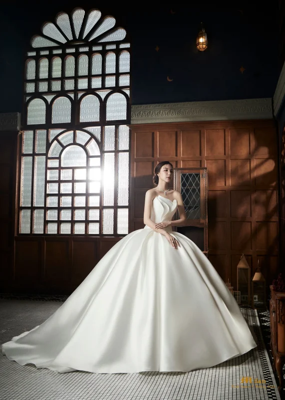 The Sweetest Bride by Mook Worranit