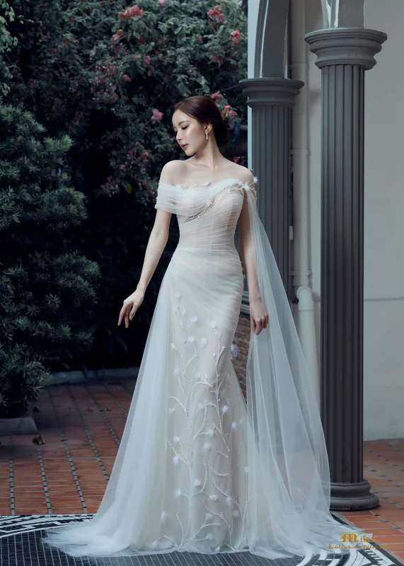 The Sweetest Bride by Mook Worranit