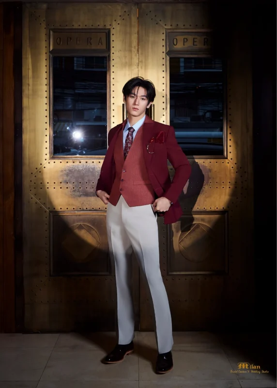 The Modern Gentleman by Mos Phanuwat
