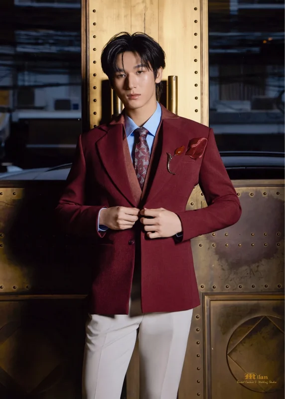 The Modern Gentleman by Mos Phanuwat